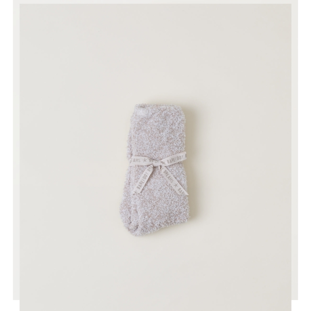 Barefoot Dreams NWT Gray Fuzzy Socks